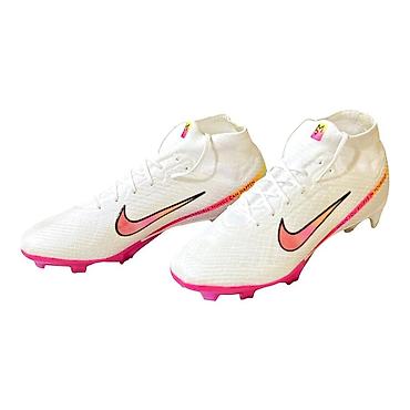 it kopek: Marcus Rashforddanbirbaşa Hədiyyə olan orginal Nike Mercurial Superfly — 1
