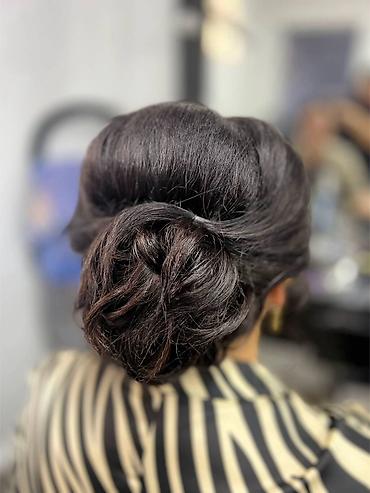Парикмахеры: Парикмахер, Покраска, Вечерние прически, Выпрямление, С выездом на дом — 19