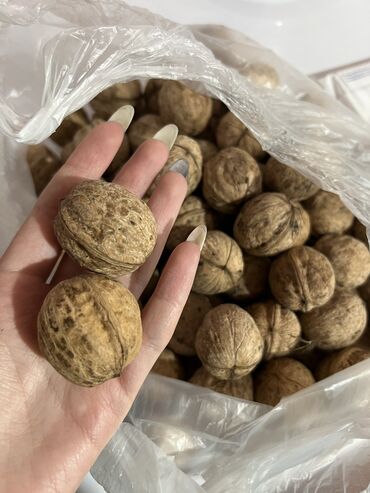 продам орехи: Продаю грецкие орехи, вкусные, 11 кг