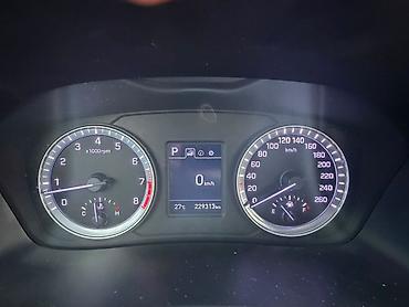 ix 25: Hyundai Sonata: 2020 г., 2 л, Автомат, Газ, Седан — 10