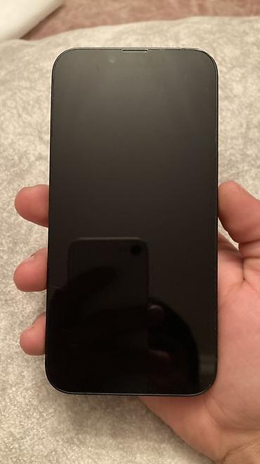 en ucuz 13: IPhone 13, 128 GB, Qara — 6