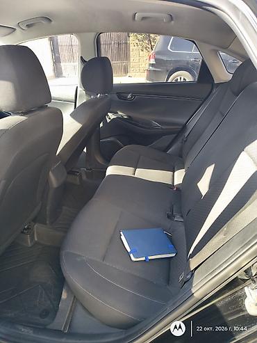 reno stepway: Hyundai Celesta: 2019 г., 1.6 л, Автомат, Бензин, Седан — 6