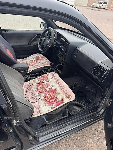 Volkswagen: Volkswagen Passat: 1990 г., 1.8 л, Механика, Бензин, Универсал — 8