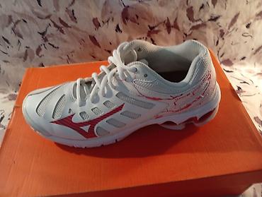 Patike: Mizuno Wave Voltage ženske patike za odbojku – bele sa crvenim — 6