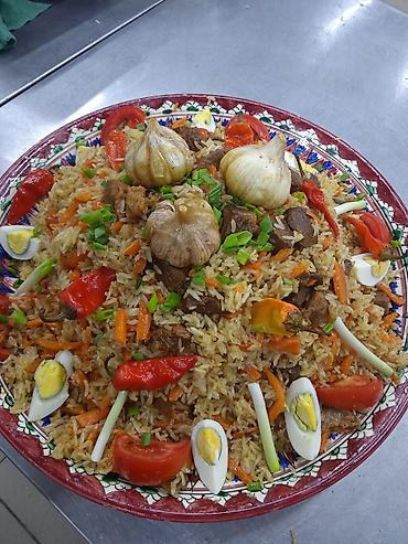 Повара: Ющю работу . Повар универсал.Стаж имеется.
С ежедневным расчётом — 2