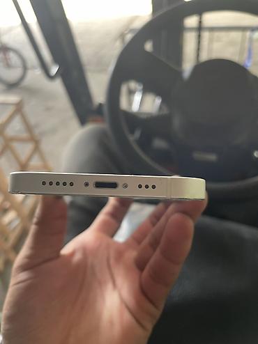 Apple iPhone: IPhone 12, Б/у, 128 ГБ, Белый, Зарядное устройство, Защитное стекло, Чехол, 100 % — 2