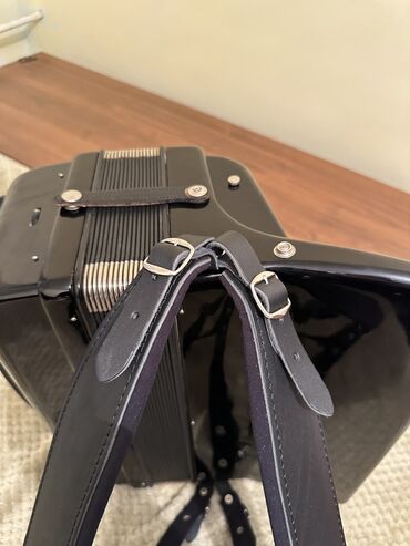 Аккордеоны: Продаю Привозной Германский Аккордеон Вельтмейстер Метеор N — 9