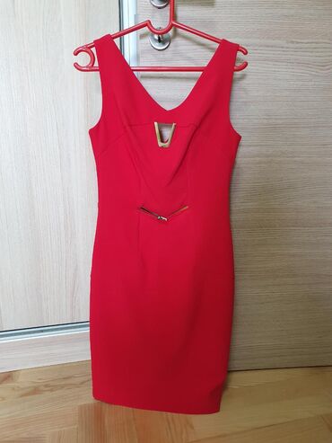 vezivanje mašne na haljini: M (EU 38), bоја - Crvena, Večernji, maturski, Na bretele