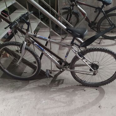Другой транспорт: Велосипед сатылат абалы жакшы баасы 4000 сом кеми бар байланыш номер
