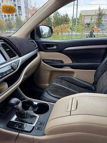 подножка хайландер: Toyota Highlander: 2018 г., Автомат, Бензин, Внедорожник — 8
