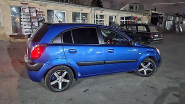 kia rio oluxana: Kia Rio: 1.5 l | 2005 il — 5