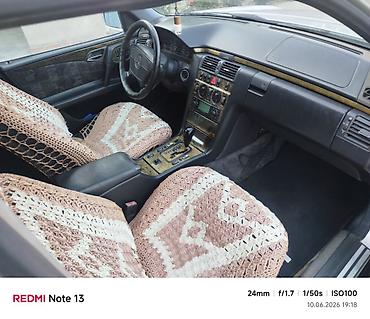 mersdes: Mercedes-Benz E-Class W210 Universal (kombi) – gümüş rəng 9000 və ya — 7