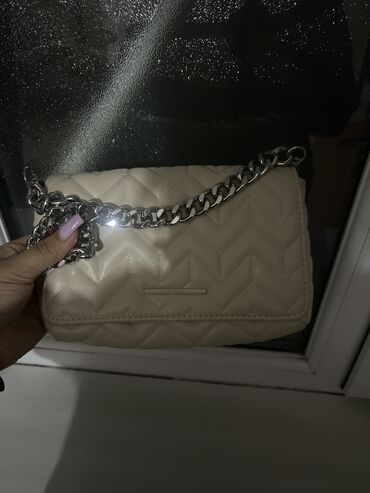 Çantalar: Əl çantası, Pull & Bear, Yeni