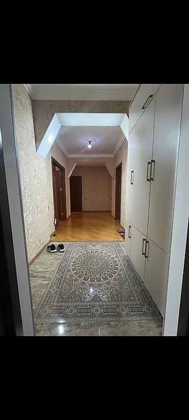 Otaqların satışı: Kirayə üçün geniş və işıqlı mənzil otaqları. Xüsusiyyətlər: - 2 ayrı — 14