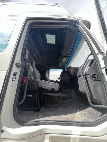 Тягачи: Тягач, Volvo, 1999 г., Самосвал — 6