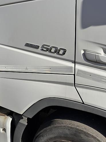 b v d: Тягач, Volvo, 2017 г., Тентованный — 8
