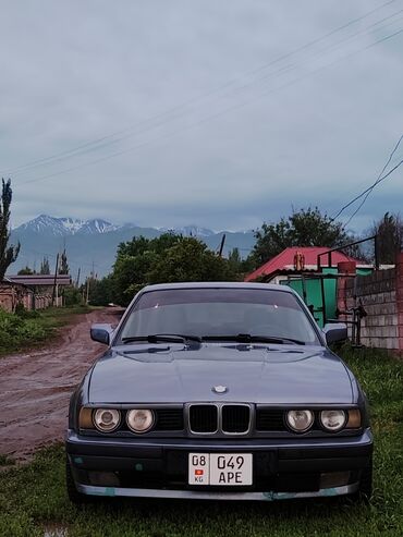 авто уна: BMW 5 series: 1988 г., 2 л, Механика, Бензин, Седан