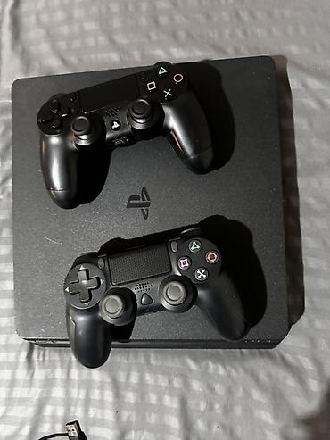 иксбокс оне с: PlayStation 4 pro 1 терабайт Slim + 2 геймпада DualShock 4 и набор игр — 4