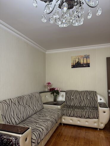 atverka ne demek: Künc divan, İşlənmiş, Açılan, Bazalı, Vеlur parça, Çatdırılma yoxdur