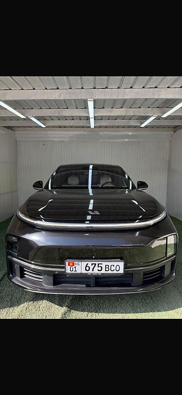 Lixiang: Lixiang L7: 2023 г., 1.5 л, Автомат, Гибрид, Внедорожник — 1