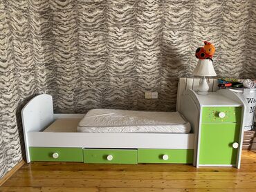 Oğlan və qız üçün, İşlənmiş, Dördbucaq, Beşik, Dəstsiz, Matras ilə, Yellənmə mexanizm ilə
