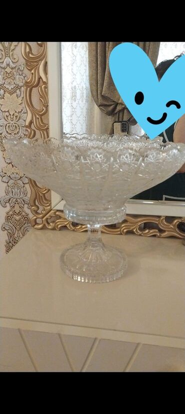 qonaq otagi ucun lusturlar: Kristal ayaqlı meyvə qabı Tom. Bogema Xurustal. 2ədəddir