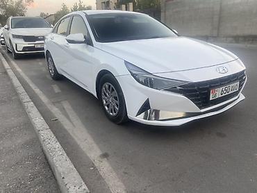 Продажа авто: Hyundai Avante: 2021 г., 1.6 л, Вариатор, Газ, Хэтчбэк — 2