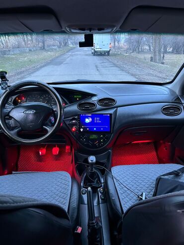 Ford: Ford Focus: 2003 г., 1.8 л, Механика, Бензиновая, Универсал — 6