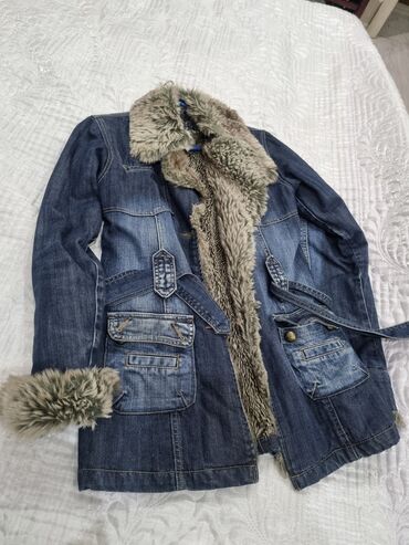 зимние женские куртки бишкек: Пуховик, M (EU 38)