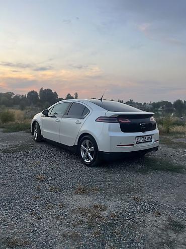 spark 1: Chevrolet Volt: 2011 г., 1.4 л, Вариатор, Электромобиль, Седан — 5