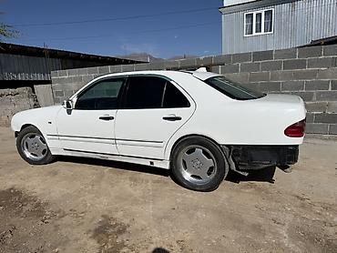 помпа гольф 2: Mercedes-Benz E-Class: 1996 г., 4.2 л, Автомат, Бензин, Седан — 5