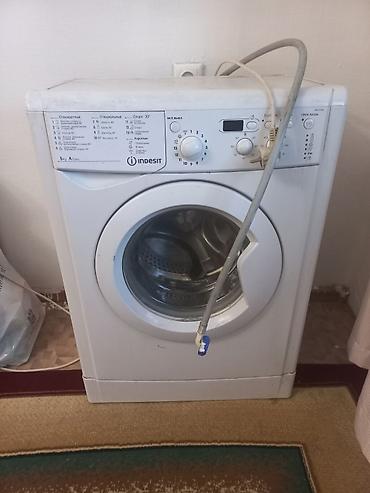 Стиральная машина Indesit, фронтальная загрузка. - Загрузка: 5 кг -
