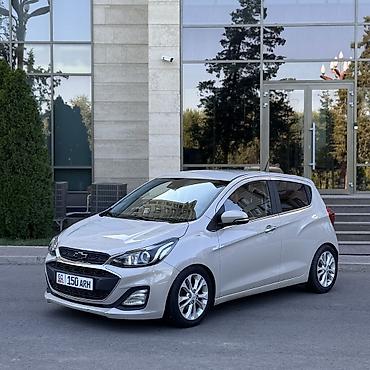 Chevrolet Spark: 2018 г., 1 л, Автомат, Бензин, Хэтчбэк