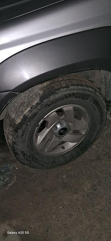 Hyundai: Hyundai Terracan SUV - Kuzov: iri ölçülü off-road SUV, 5 qapı - Rəng — 8