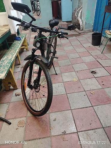 velosipedlər isma: Şəhər və yüngül off-road üçün tam təchizatlı dağ velosipedi — 1