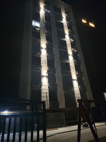 срочно продаётся 1 комнатная квартира в районе шлагбаум по улице кенсуйская 17 пересекает интергельпо ориентировочно парк фучика: 1 комната, 46 м², 10 этаж, Дизайнерский ремонт