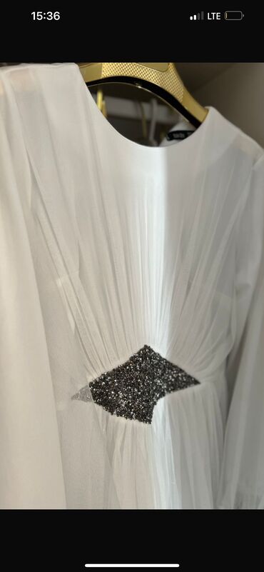белый платье: Вечернее платье, Длинная модель, С рукавами, Камни