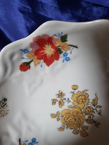 Stare vaze i dekor: Porcelanska nova,vintaz bombonijera. Porcelanska bombonijera,sve na — 8