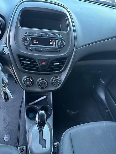 Chevrolet: Chevrolet Spark: 2021 г., 1 л, Вариатор, Бензин, Хэтчбэк — 6