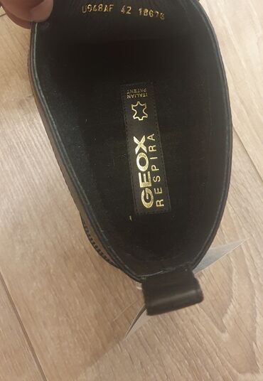 черные ботинки: Еврозимние полуботинки Geox