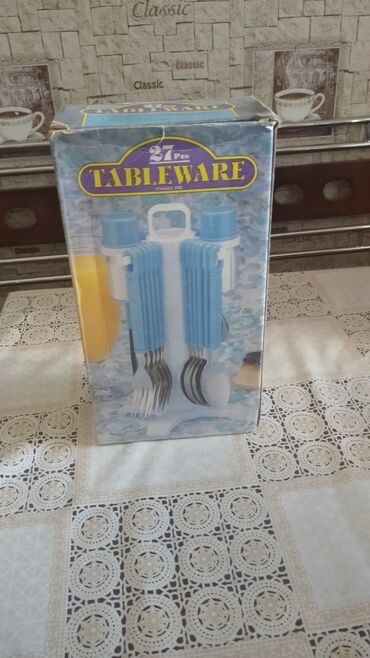 Digər süfrə qabları: Nahar dəsti .6 ədəd qabı var içərisində .cox az istifadə olunub — 10