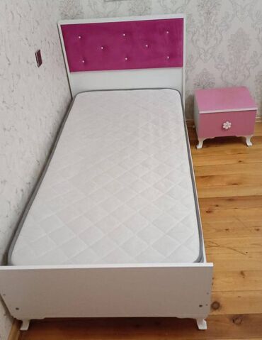 Mebel: Qız üçün, Siyirməli, Yazı masası