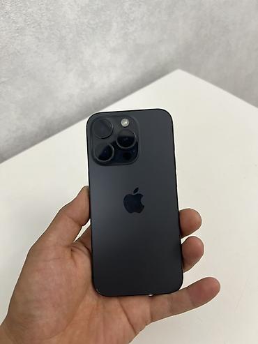 iphone xe: IPhone 15 Pro, Б/у, 128 ГБ, Черный, Чехол — 5