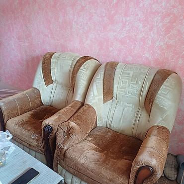 Мебель для дома: Divan iki kreslo hövsandadı kimə lazımdı gelib apara bilər pulsuz — 5