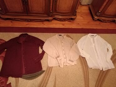 Köynək və bluzalar: 38-40 razmer brend koftalar. Biri 8m — 1