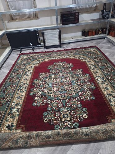 нож бишкек: Ковер Б/у, Синтетика at lalafo.kg нож бишкек: Ковер Б/у, Синтетика