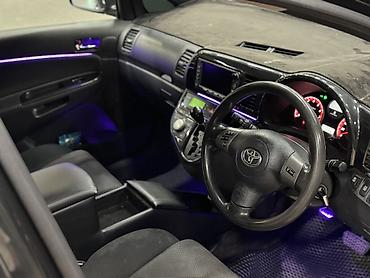 mcv 21: Toyota WISH: 2003 г., 1.8 л, Автомат, Бензин, Минивэн — 7