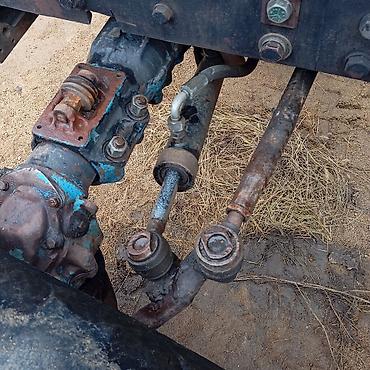 89 tekeri: Traktor MTZ-80/82 (Belarus) – mavi kabinli, dörd təkərli, universal — 9