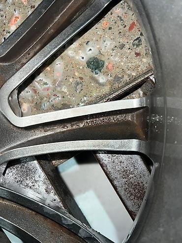 Диски: Литые Диски R 20 Lorinser, Комплект, отверстий - 5, Б/у at lalafo.kg — 32 Диски: Литые Диски R 20 Lorinser, Комплект, отверстий - 5, Б/у — 32