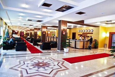 Kommersiya daşınmaz əmlakının satışı: Badamdar qəsəbəsi ərazisində 4 ulduzlu 5 mərtəbəli hotel satılır — 1